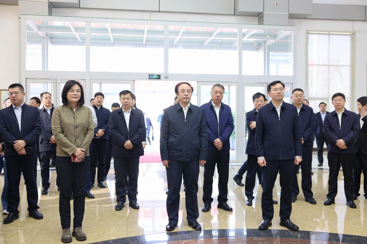 傳承企業(yè)家精神 共鑄高質(zhì)量發(fā)展——濱州市屬國資國企來山東三星集團(tuán)觀摩調(diào)研