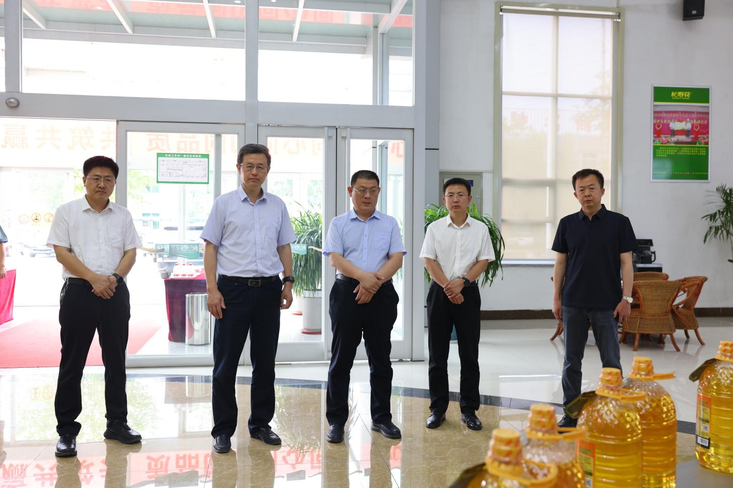 濱州市工信局黨組副書記、二級調(diào)研員厲明來山東三星集團(tuán)調(diào)研