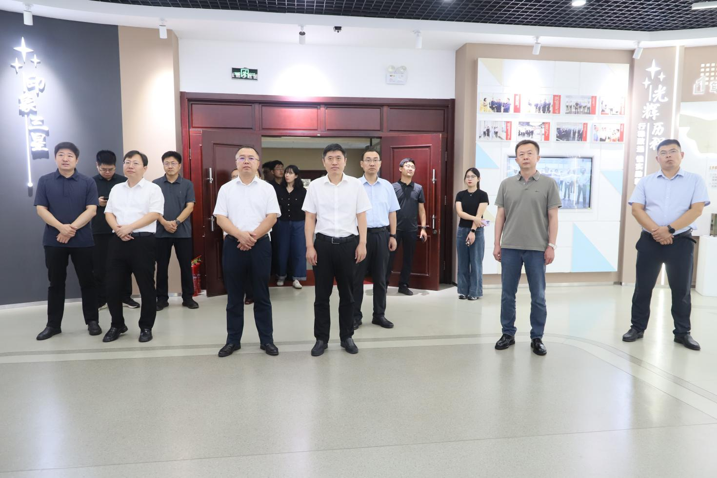 博興縣委常委、組織部部長(zhǎng)黃廣憲帶隊(duì)來(lái)山東三星集團(tuán)調(diào)研