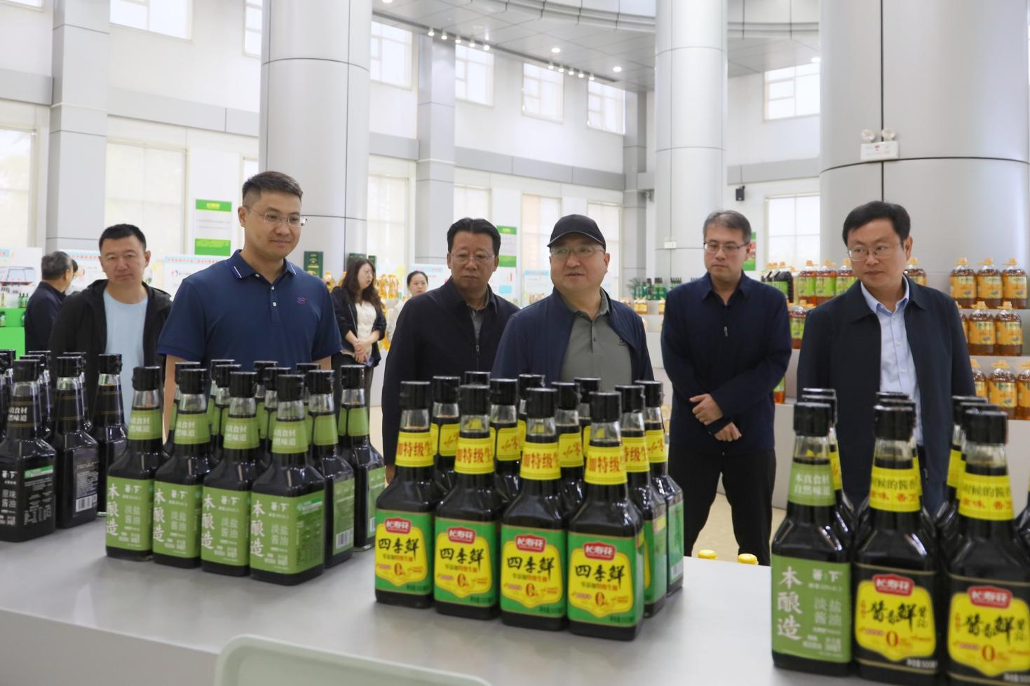 甘肅省金昌市糧食和物資儲(chǔ)備局考察組來山東三星集團(tuán)考察