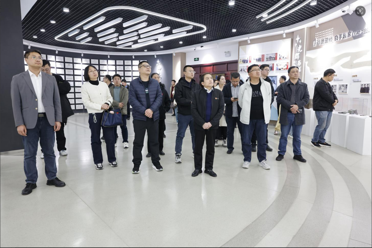 濱州市新興領域黨務工作者培訓班來山東三星集團參觀交流