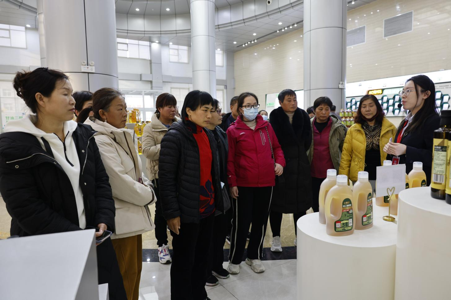 廣饒縣高素質(zhì)農(nóng)民培育跟蹤指導(dǎo)培訓(xùn)班走進(jìn)山東三星集團(tuán)